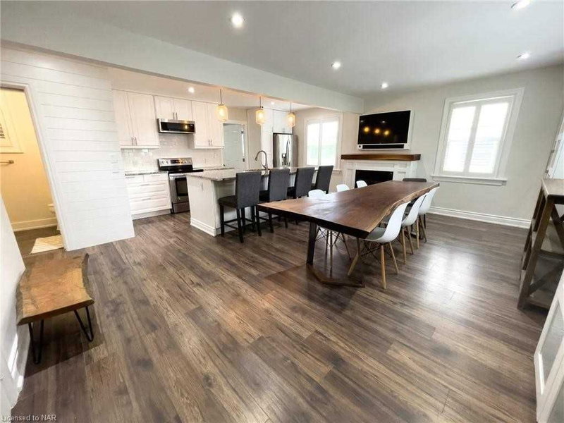 6 Sussex Ave, Brantford, N3R2G6 | Image 3