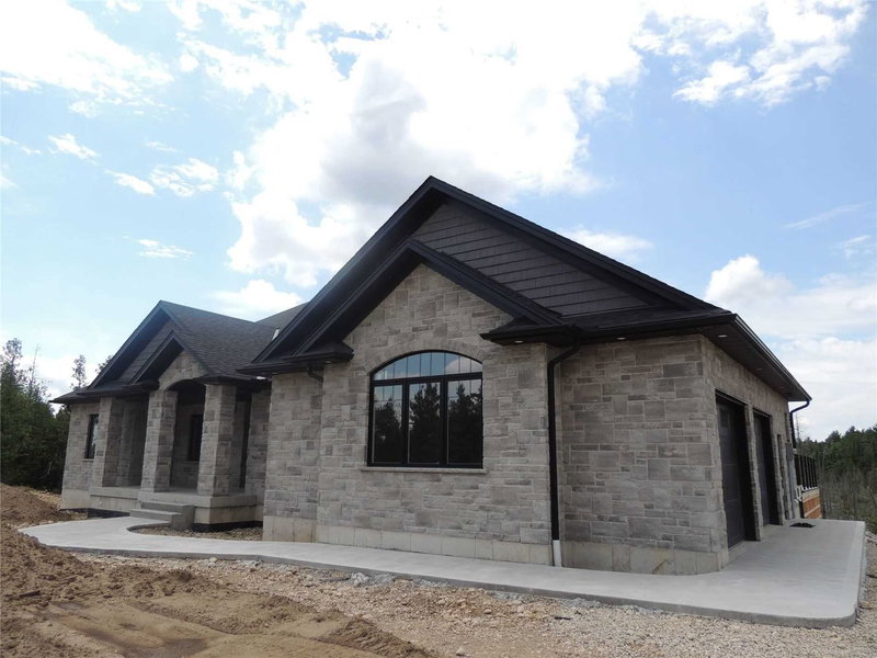 150 Louise Creek Cres, West Grey, N0G 1S0 | Image 2