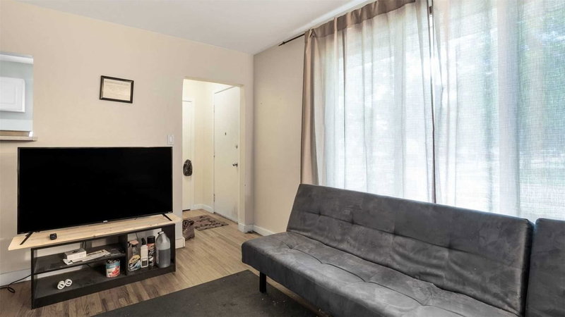 Room1