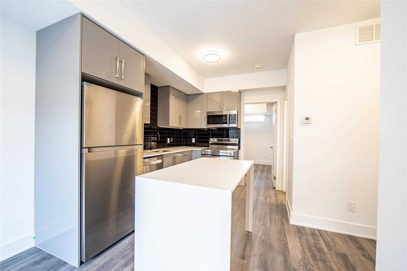 110 - 6065 Mcleod Rd, Niagara Falls, L2G 0Z7 | Image 2