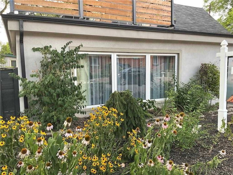 14 Reginald St, Hamilton, L8P 3X9 | Image 2