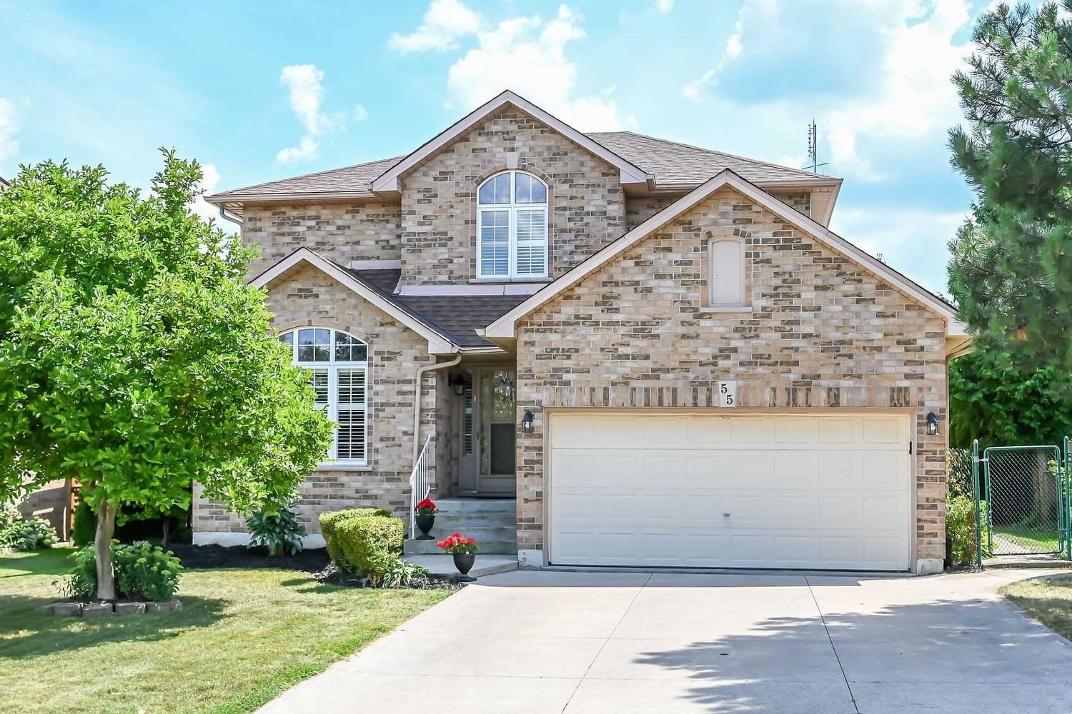 Detached House sold at 55 Kittyhawk Drive, Hamilton, Ontario, L9B 2T1 - Carpenter - MLS: X5738268