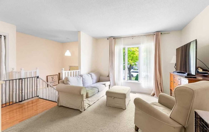 15 Margaret St, Thorold, L0S 1K0 | Image 2