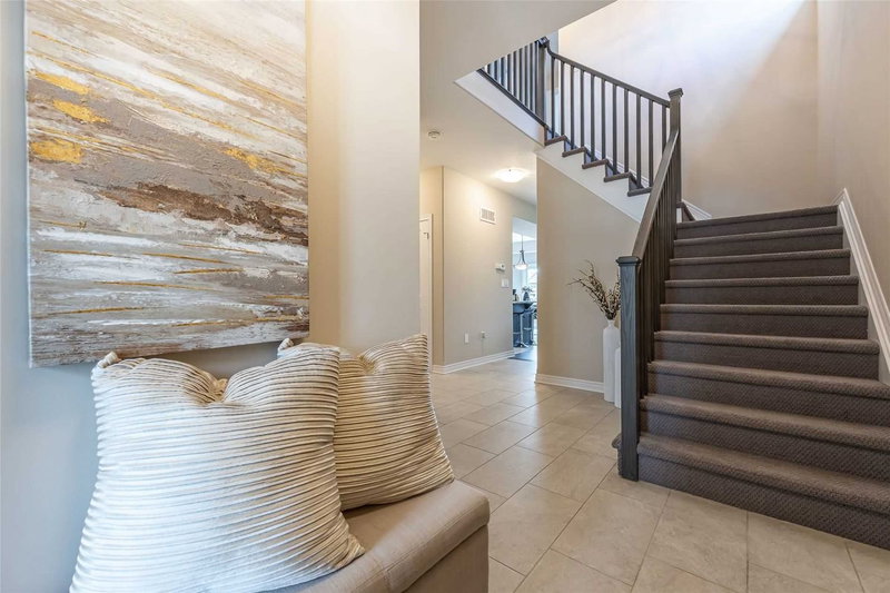 1 Sparkle Dr, Thorold, L2V 0G9 | Image 3