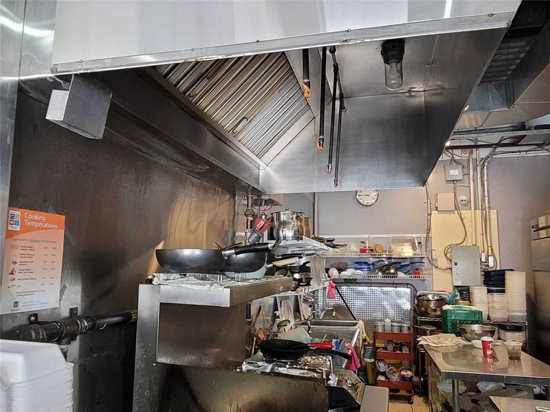 1050 King St W, Hamilton, L8S1L5 | Image 3