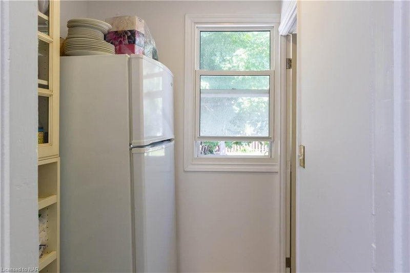 4466 Fourth Ave, Niagara Falls, L2E 4N3 | Image 2