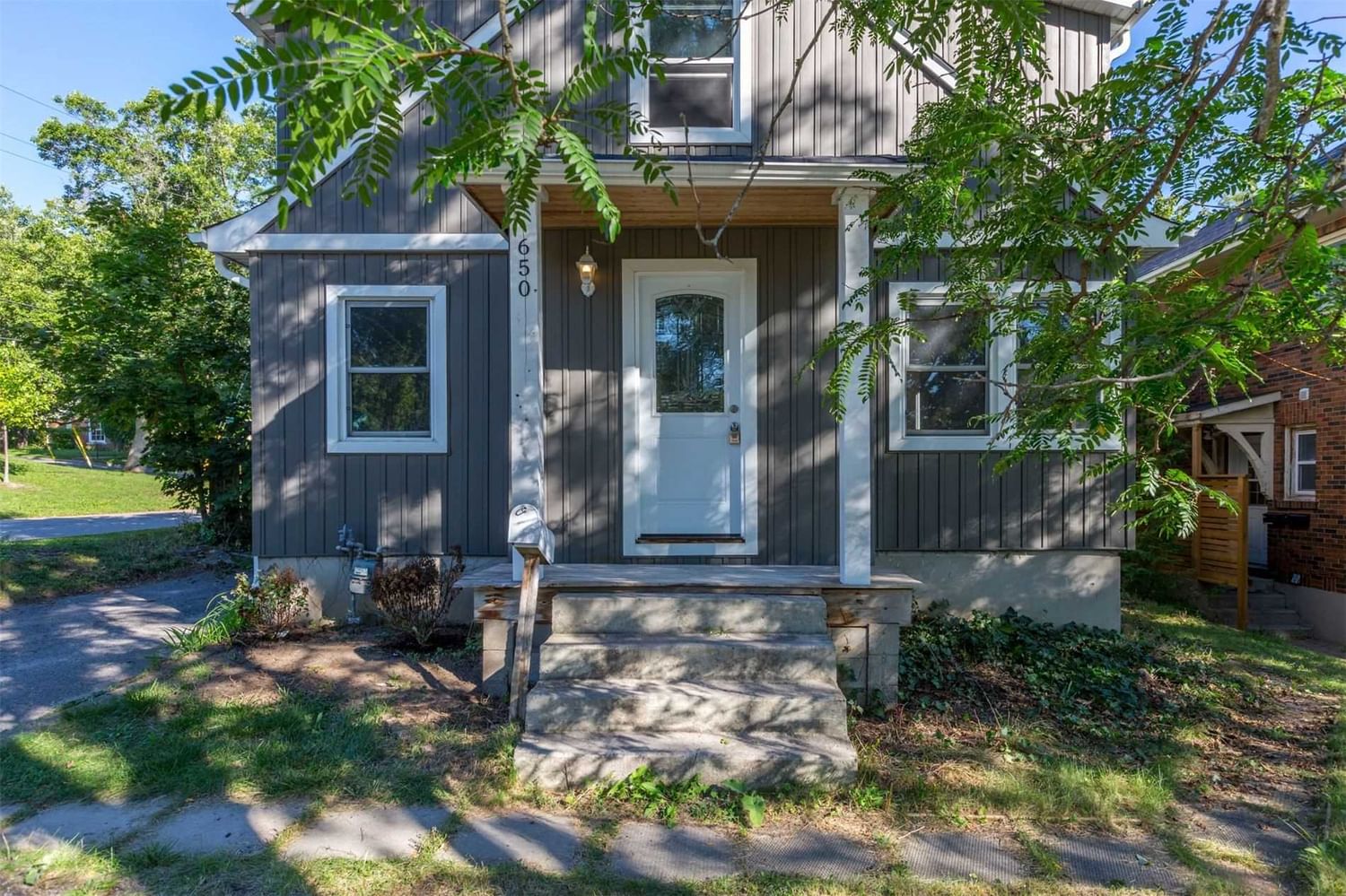 Listing Image 3
