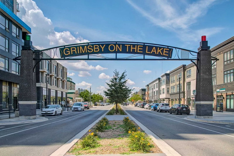 79 Esplanade Lane, Grimsby, L3M0H2 | Image 3