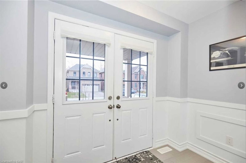 7702 Buckeye Cres, Niagara Falls, L2H 2Y6 | Image 3