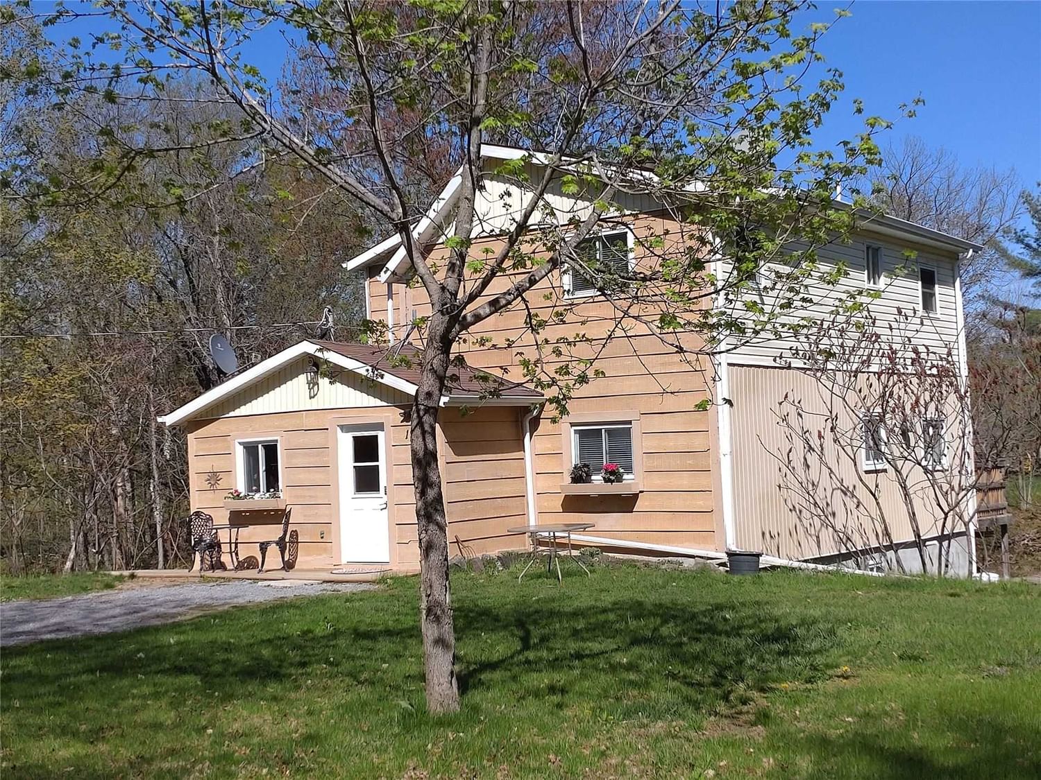 Listing Image 1