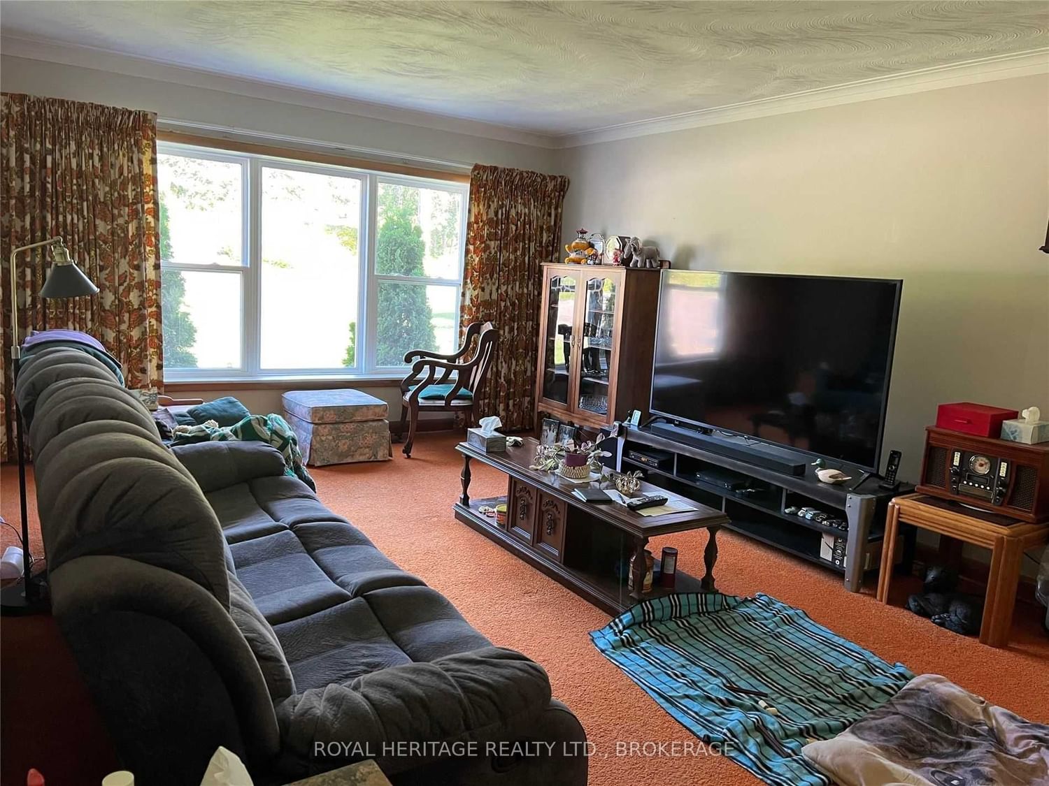 Listing Image 7