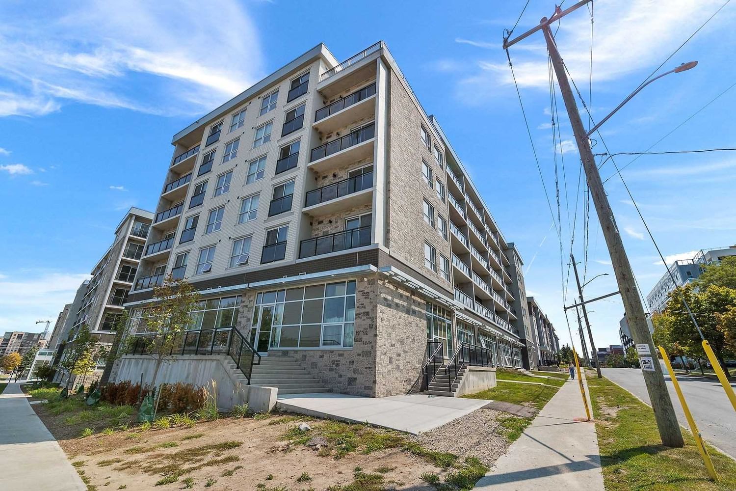 Condo sold at 208F-275 Larch Street, Waterloo, N2L3R2 - MLS: X5765974