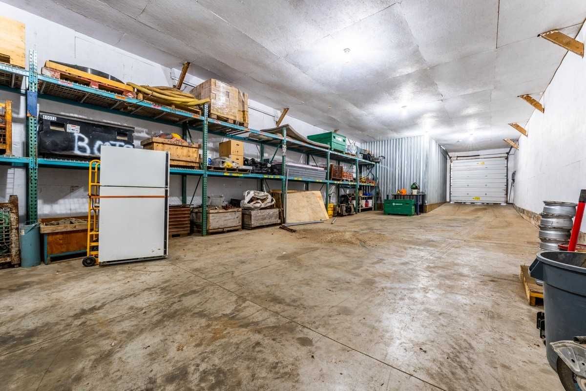Listing Image 23