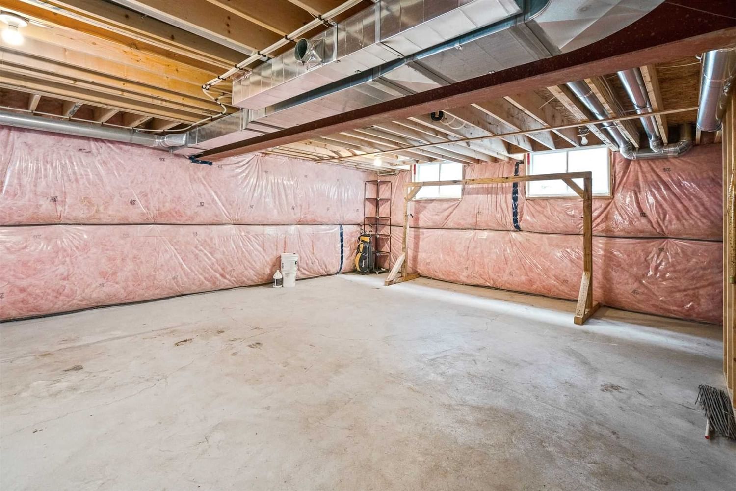 Listing Image 33