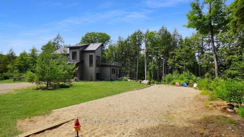Listing Image 8