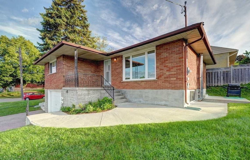 28 Hoffman St, Kitchener, N2M 3M7 | Image 2