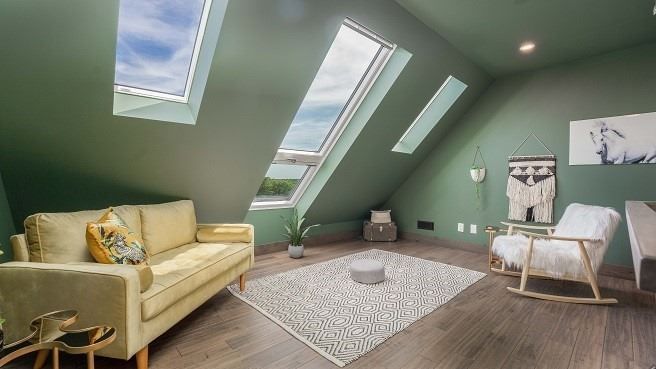 Listing Image 10