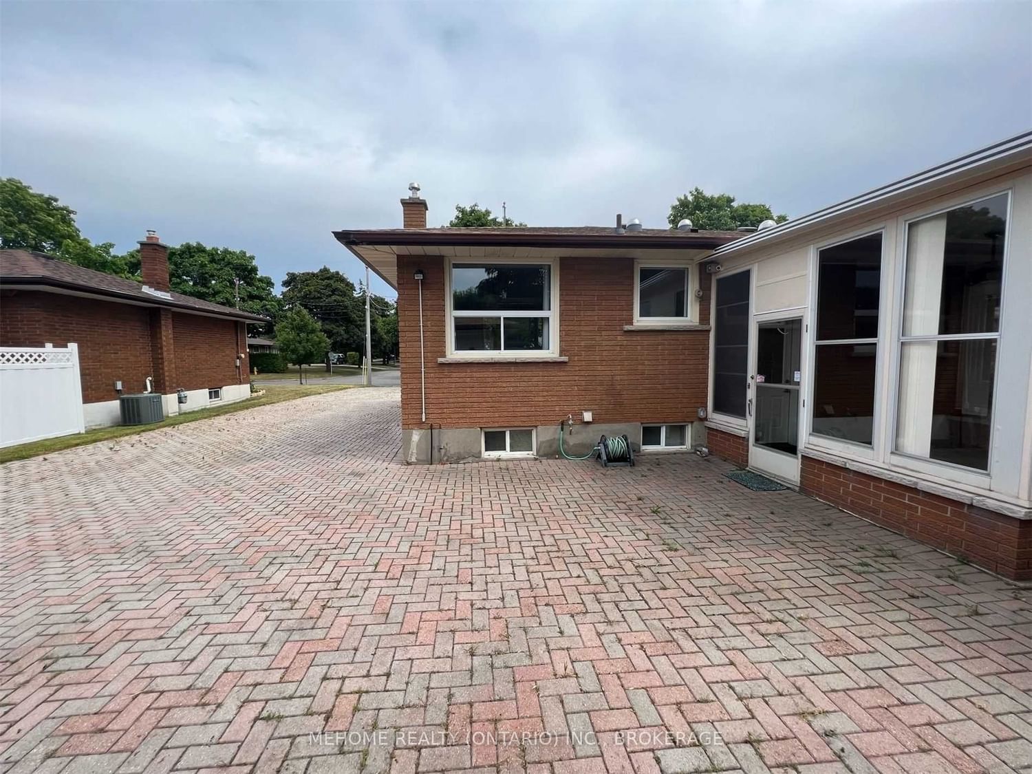 Listing Image 27