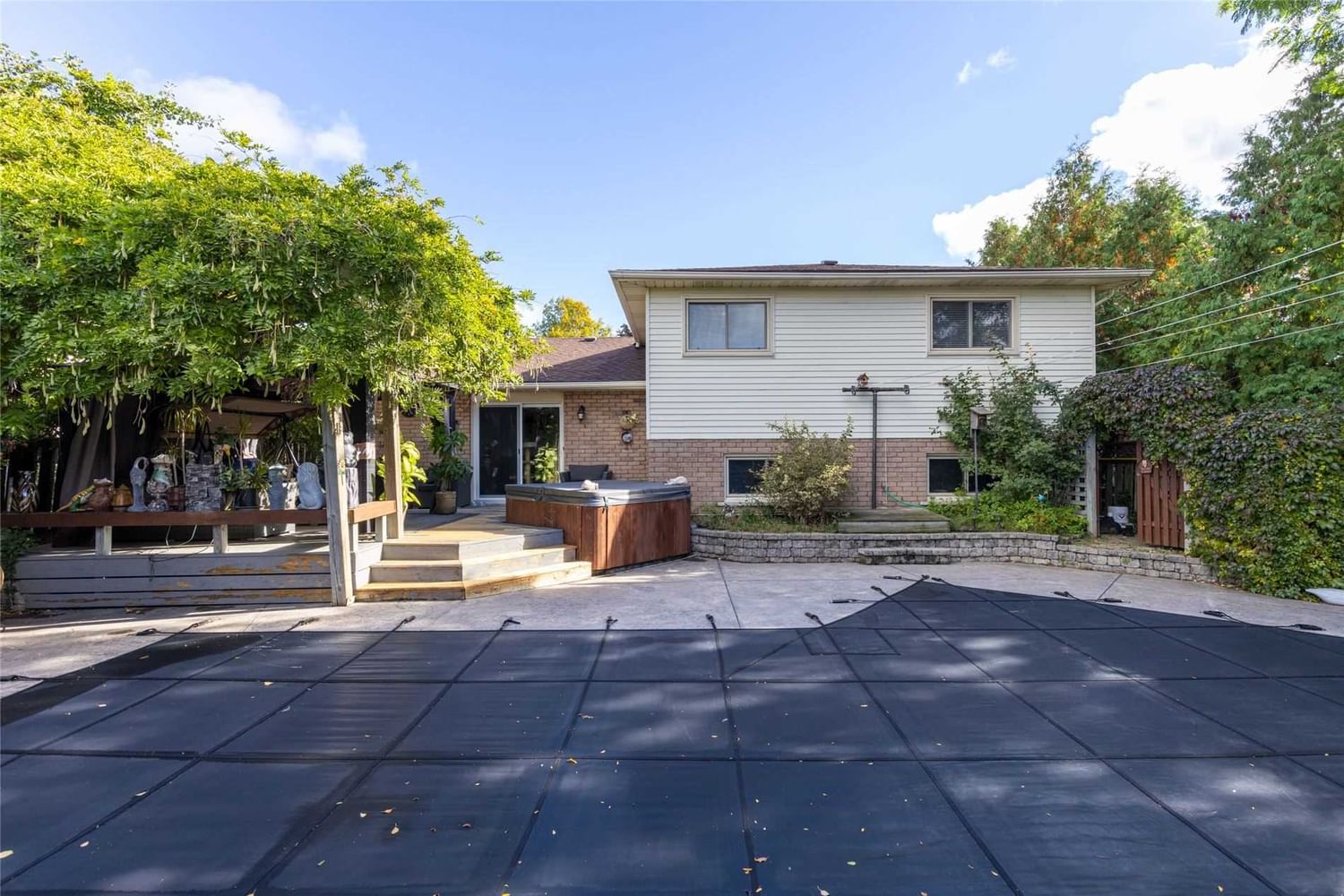 Listing Image 7