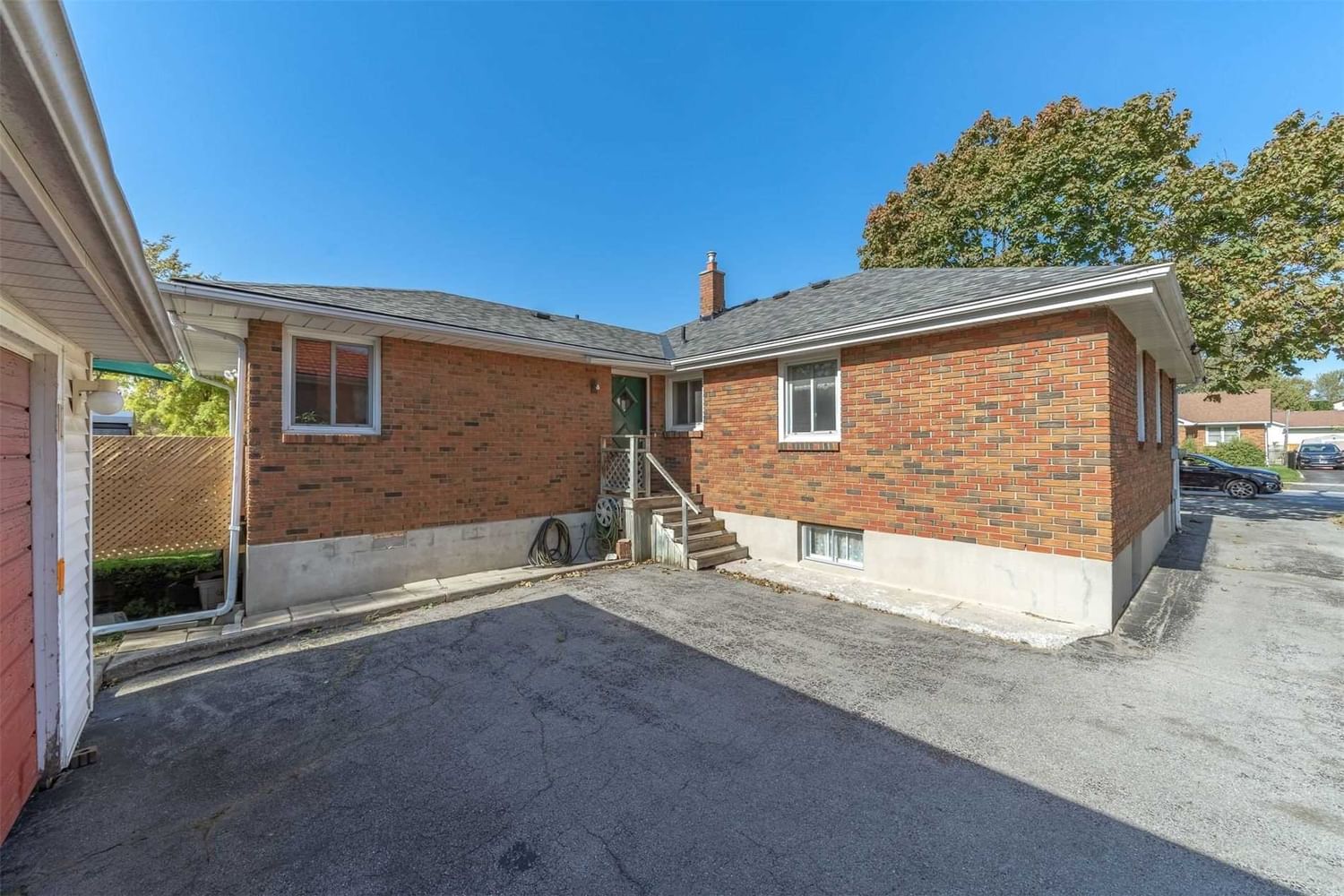 Listing Image 23