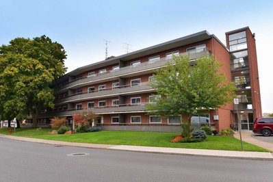 Condo sold at 304-11 Woodman Drive, Hamilton, Ontario, L8K 4E3 - Corman - MLS: X5798853