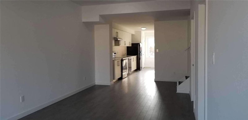 403 Chaffey St, Welland, L3B 2Y7 | Image 2