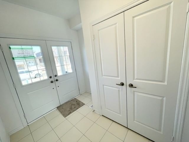 240 Ridley Cres, Southgate, N0C1B0 | Image 3