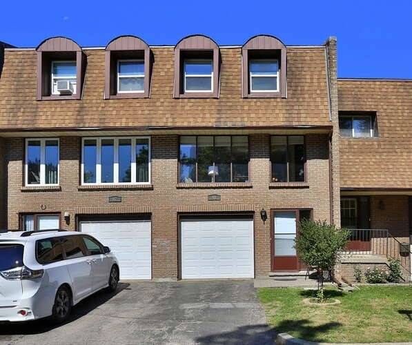 48 - 49 Cedarwoods Cres, Kitchener, N2C 2L1 | Image 2