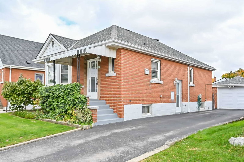 411 Upper Gage Ave, Hamilton, L8V4H8 | Image 2