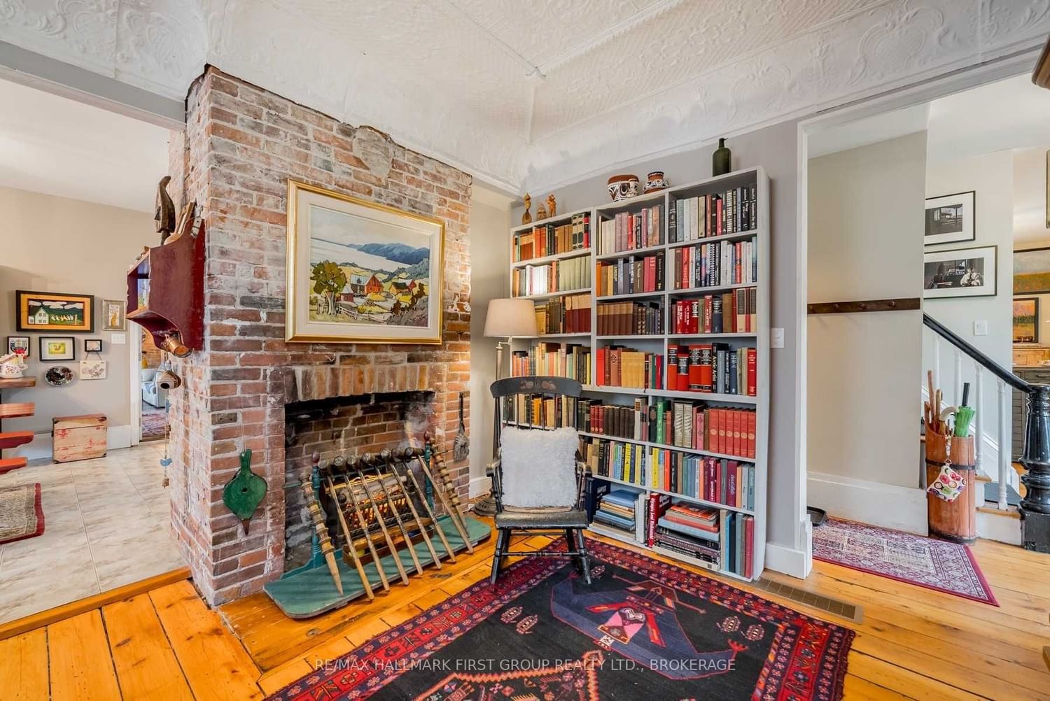 Listing Image 7