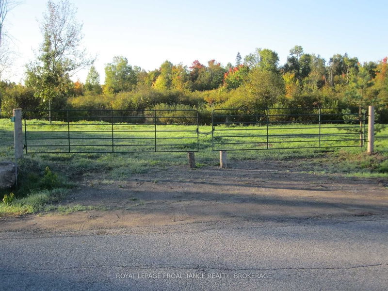 1881 Brown Line, Cavan Monaghan, K9J 6X6 | Image 3