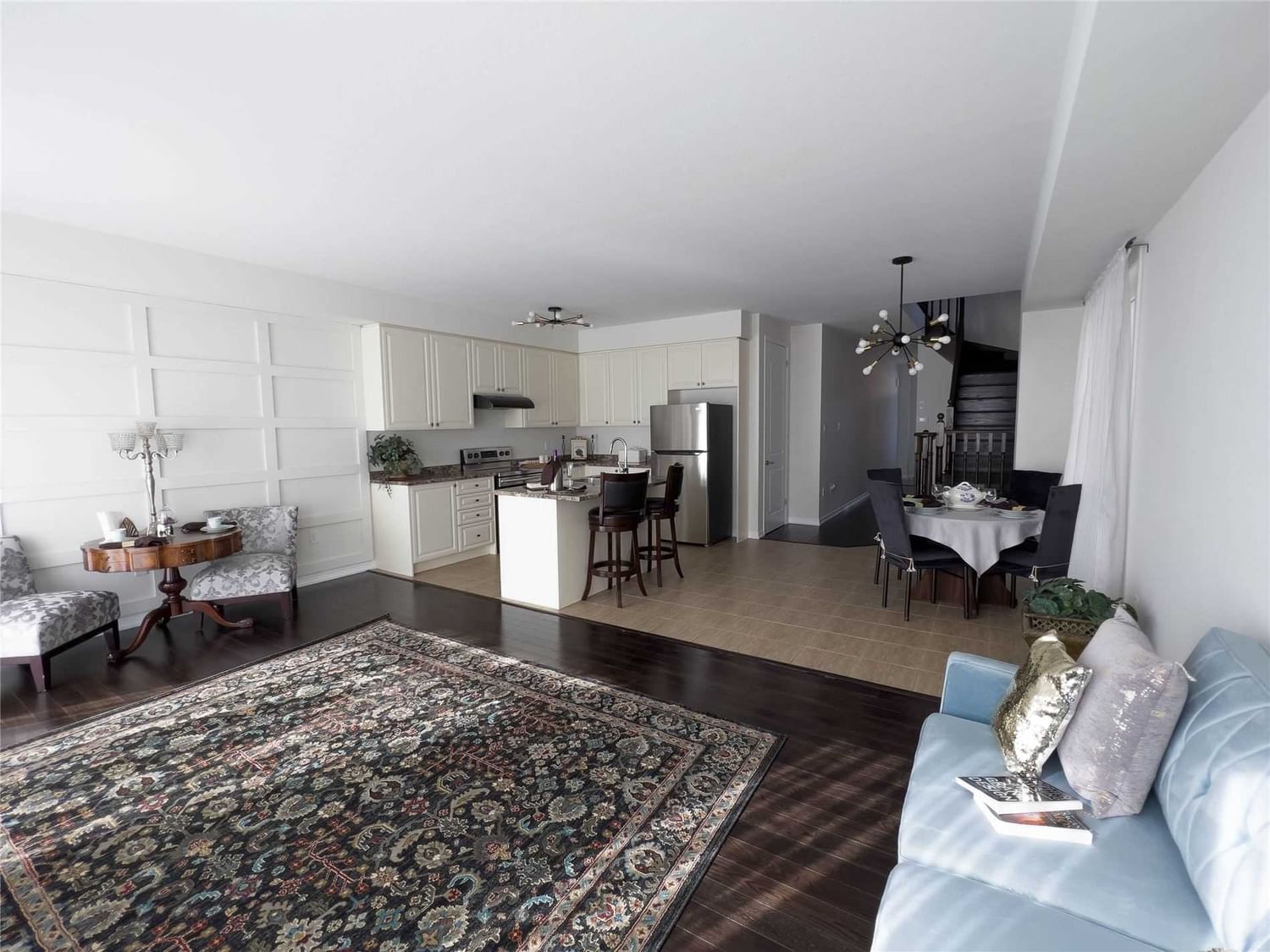 Listing Image 7