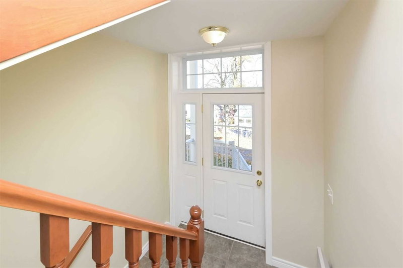 52 Crozier St, East Luther Grand Valley, L9W5N6 | Image 2