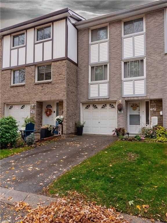 Townhouse sold at 57-145 Rice Avenue, Hamilton, Fessenden, L9C 6R3 - MLS: X5811628