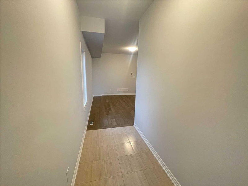 24 Bradley Ave, Welland, L3B0K1 | Image 2