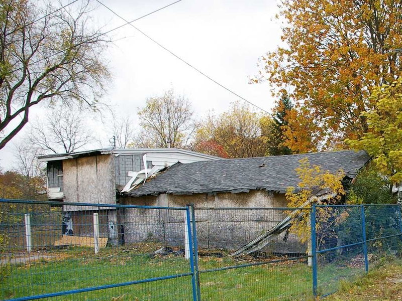 74 Best Ave, Hamilton, L9H 5W1 | Image 2