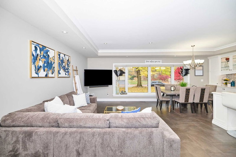 34 Royal York Rd, St. Catharines, L2N 2N6 | Image 2