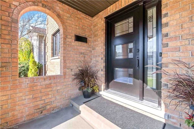7623 Chorozy St, Niagara Falls, L2H 2P1 | Image 2