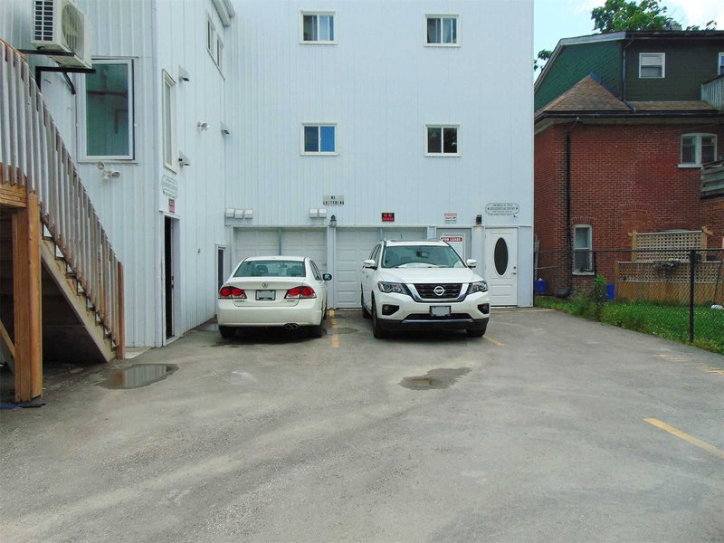 104 - 138 Main St W, Shelburne, L9V 3K9 | Image 2