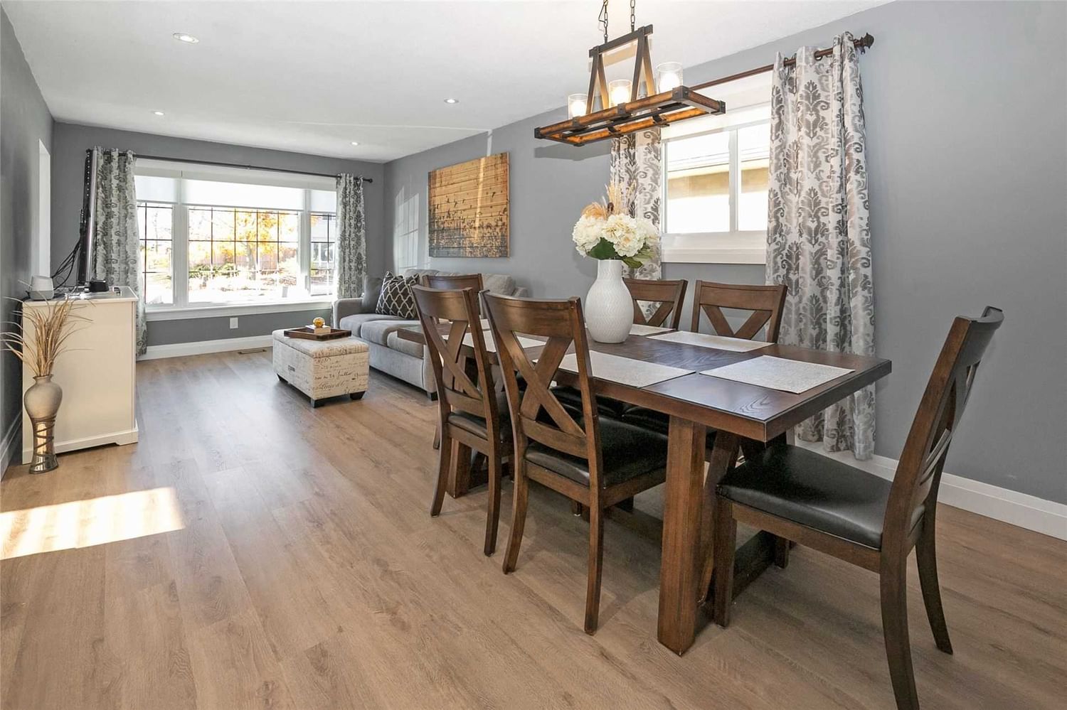 Detached House sold at 501 Brigadoon Drive, Hamilton, Ontario, L9C 6C9 - Kernighan - MLS: X5823391