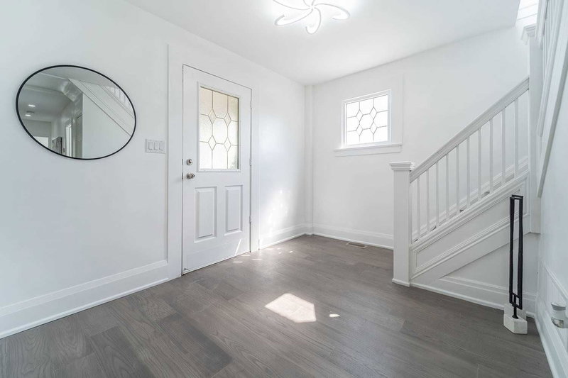 997 Niagara Stone Rd, Niagara-on-the-Lake, L0S 1J0 | Image 2