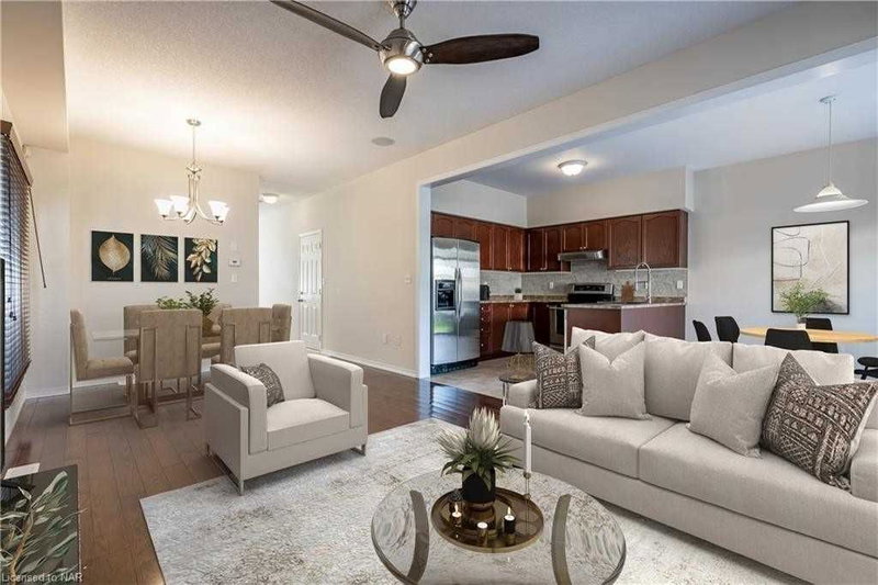 165 Palacebeach Tr, Hamilton, L8E0C3 | Image 2