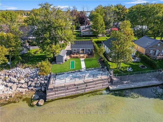 2 Lake Road