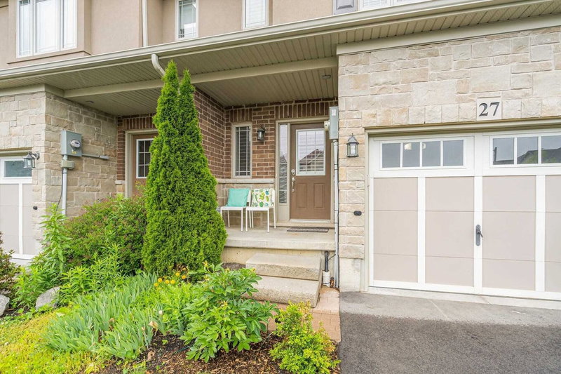 27 Hitching Post Rdge, Hamilton, L0R 1C0 | Image 3