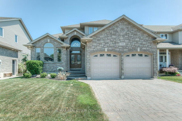 544 Lakeview Drive