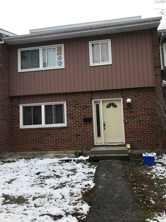 72 - 121 University Avenue