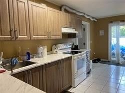 72 - 121 University Avenue