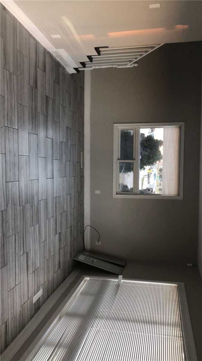 Room2