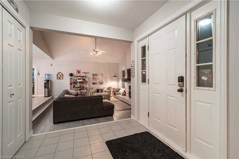 2331 Lakeside Rd, Douro-Dummer, K0L 2H0 | Image 2