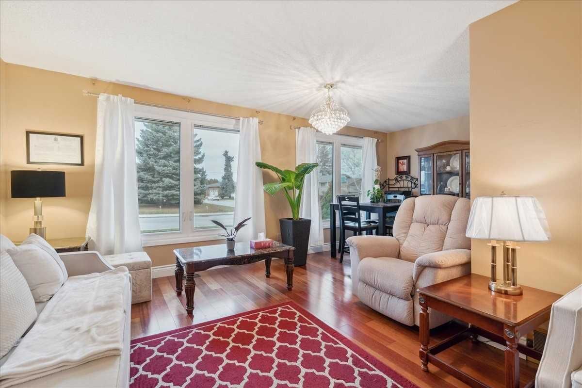 Listing Image 7